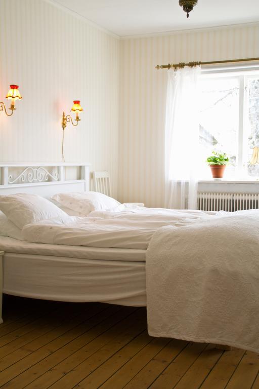 Kroksta Gard Bälinge Habitación foto